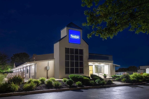 Travelodge by Wyndham Essington / Philadelphia Airport image 5